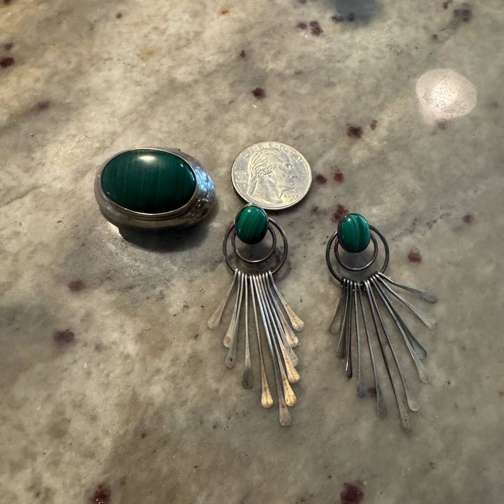 Silver and Malachite Green Stone Earrings and pendant set